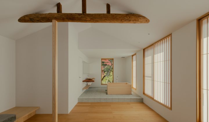 House in Narutaki: A Tranquil Residence Embracing Kyoto’s Natural Beauty