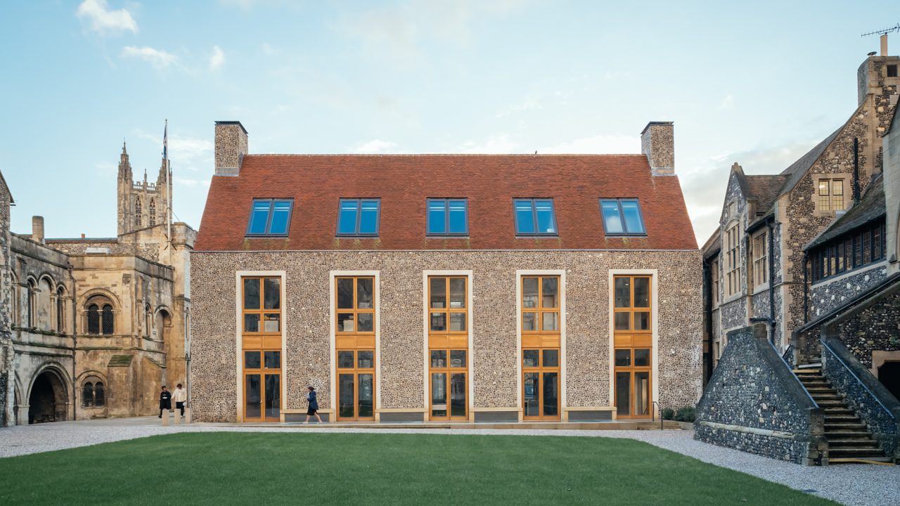 The Rausing Science Centre by Walters & Cohen Architects Seamlessly Integrates with Historic King’s School Estate