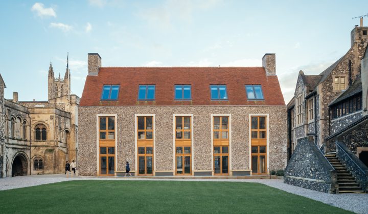 The Rausing Science Centre by Walters & Cohen Architects Seamlessly Integrates with Historic King’s School Estate