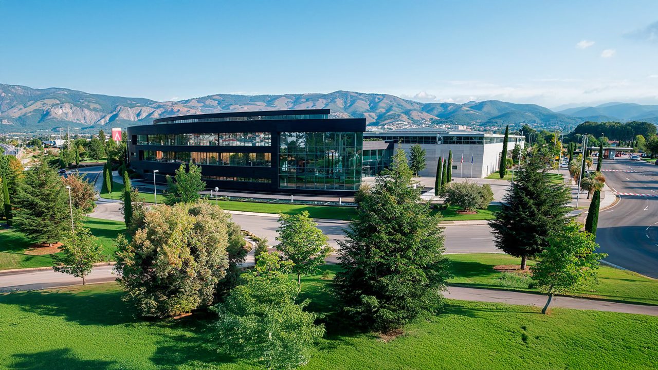 Actiu’s Bioclimatic Headquarters Sets Global Standard for Healthy Industrial Architecture