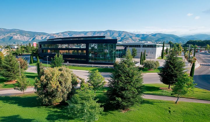 Actiu’s Bioclimatic Headquarters Sets Global Standard for Healthy Industrial Architecture