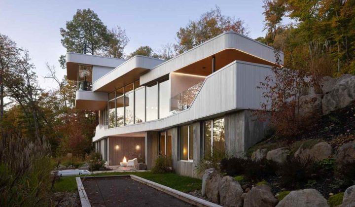 The Albatross Residence: MU Architecture Designs a Lakeside Retreat in Canada’s Laurentians