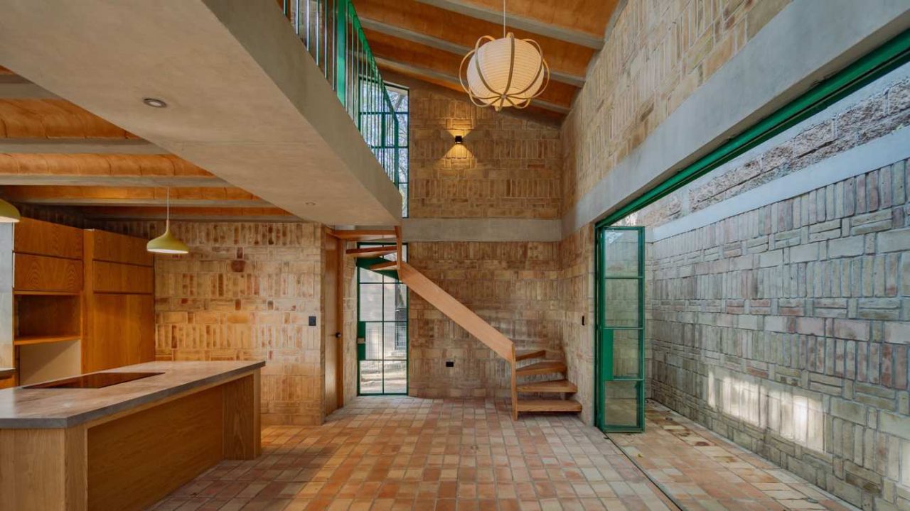 F36 House by Estudio Tecalli Integrates Art and Nature in Puebla