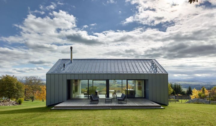 Stempel & Tesar Architects Completes House with Mountain View in Czech Republic