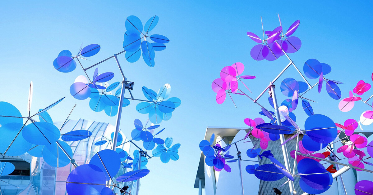 Vincent Leroy’s Kinetic ‘Point Cloud’ Installation Transforms Beijing Plaza