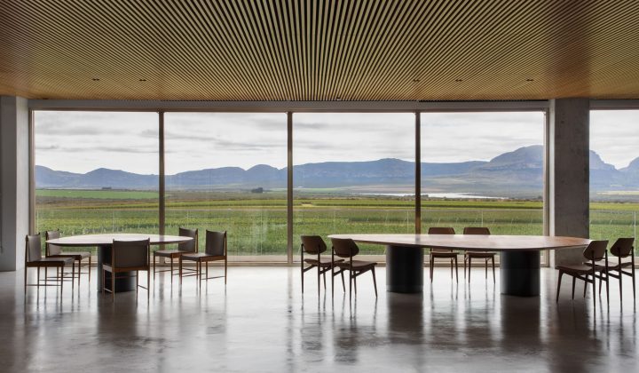 UVVA Winery by GAM Arquitetos Blends Natural Strength with Architectural Grandeur