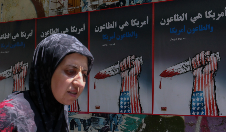 US Launches Airstrikes on Multiple Iranian Targets Amid Escalating Tensions