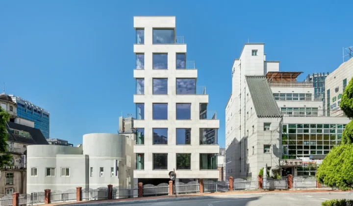 Simplex Architecture Designs YP Building Amidst Evolving Seoul Urban Landscape