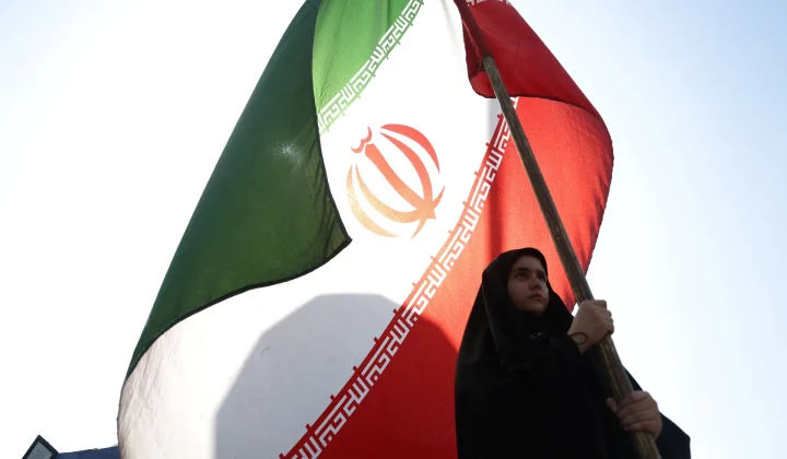 US Strikes Iran, Tehran Closes Strait of Hormuz Amid Escalating Tensions