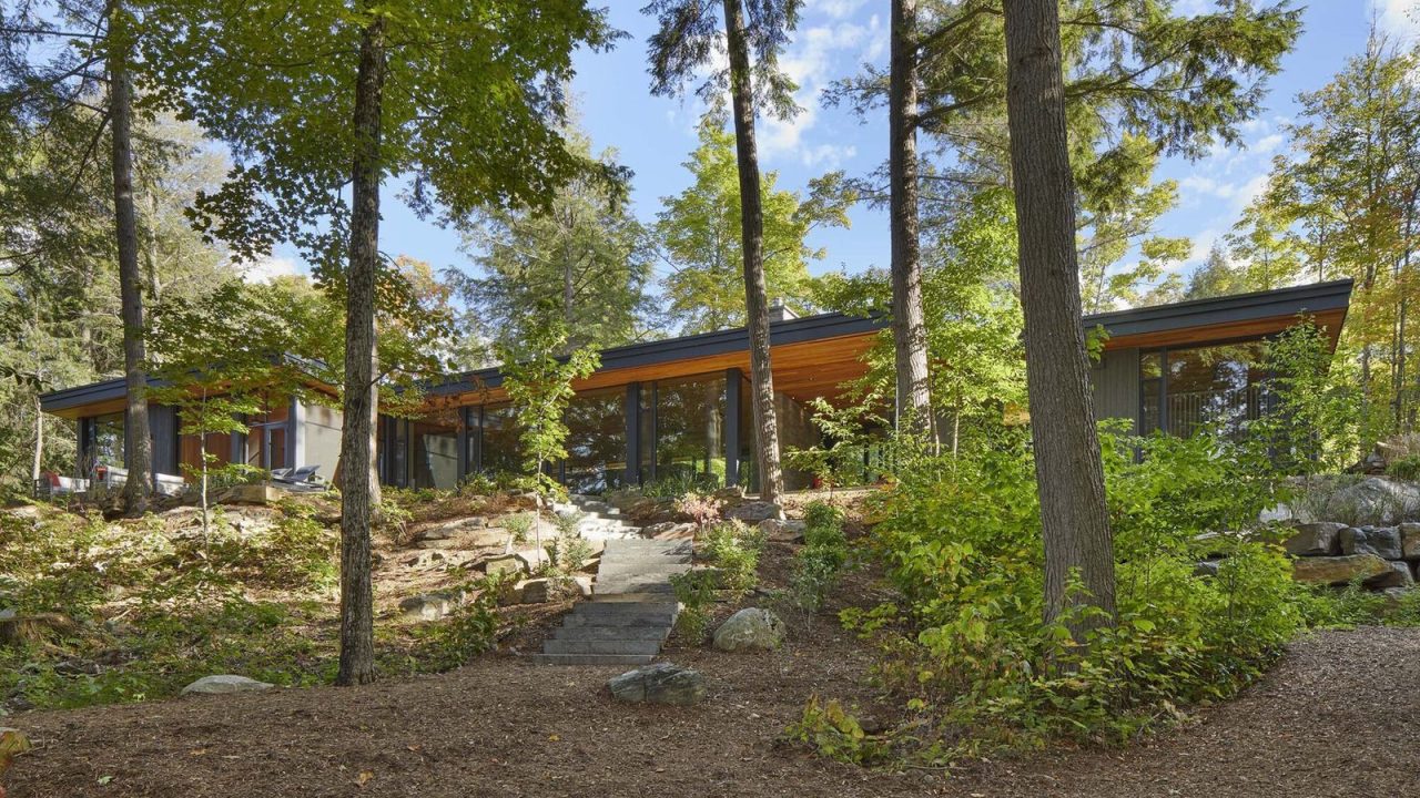 Percy Lake Cottage: A Serene Lakeside Retreat by Michael Taylor Architecture + Design