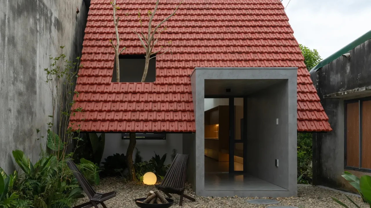 Nam Da House: A Minimalist Residence Adapts to Challenging Site Conditions in Vietnam