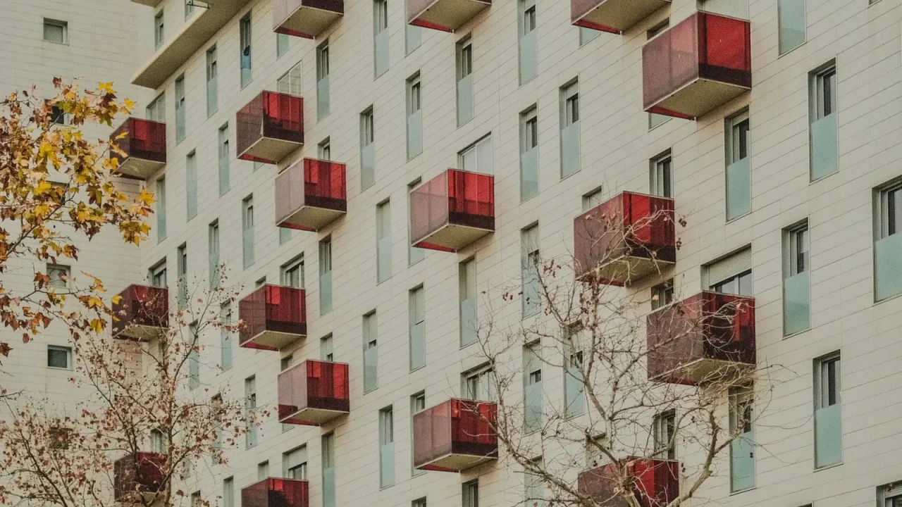 Housing, Residential Design, and Living Patterns: What Readers Can Verify Now