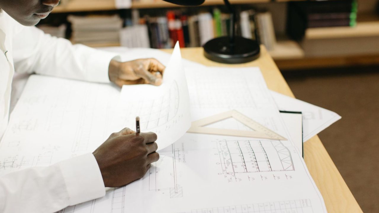 How to Read Architecture and Urban Design Projects