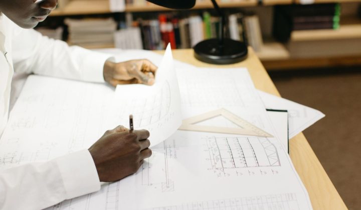 How to Read Architecture and Urban Design Projects