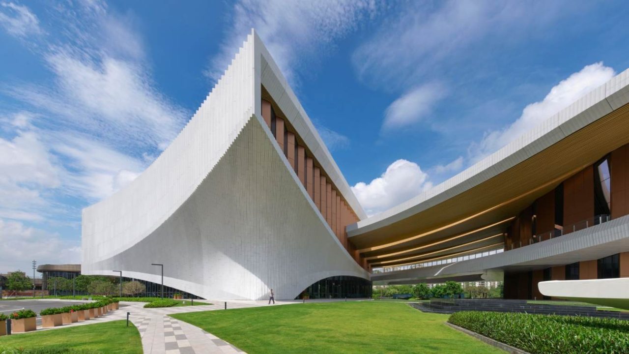 Zaha Hadid Architects Unveils Songshan Lake Exhibition and Performance Centre in China