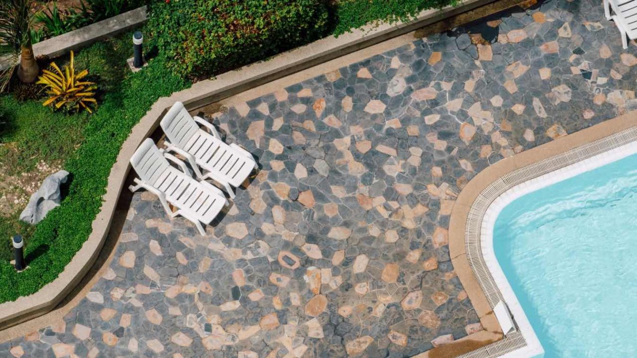Patio Pavers Gain Traction in Yard Design for Durability and Style