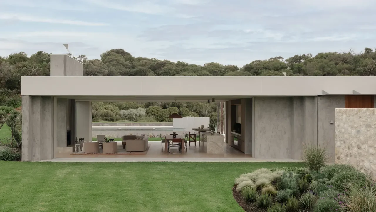 Wildcoast Residence by Studio Kennon Negotiates the Harsh Coastal Conditions of the Mornington Peninsula