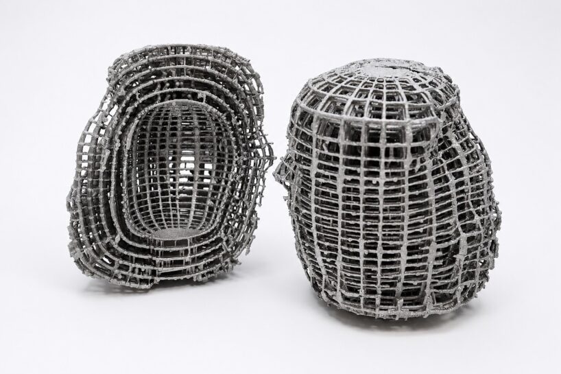 Free-form 3D-printed cloak reroutes heat to outsmart infrared cameras