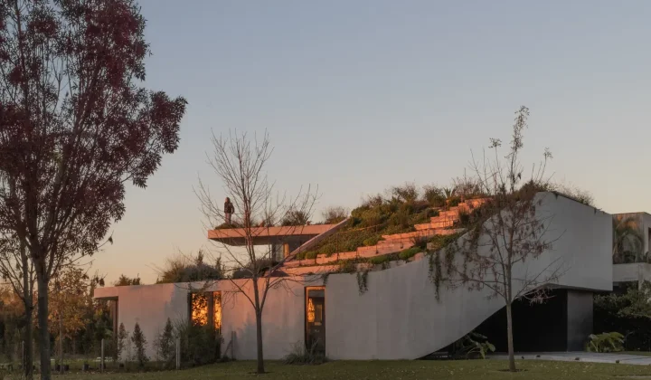 AtelierM Unveils GP House: A Spiral Geometry Responding to Urban and Natural Edges