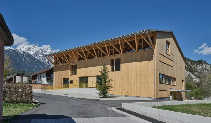 Imgang Architekten Unveils Mötz Fire Station and Community Hall, a New Civic Hub for Austrian Village