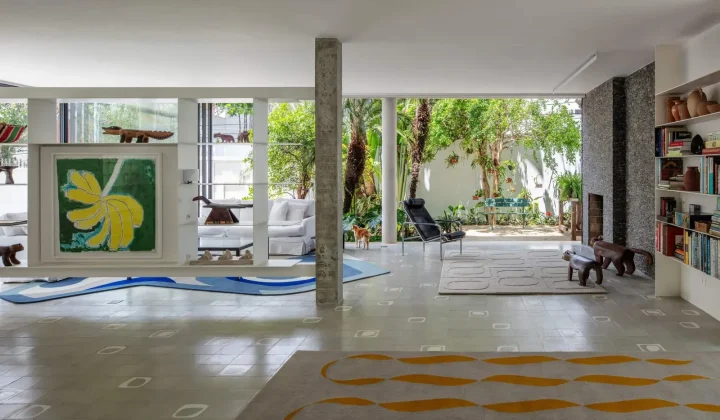 Muxarabi House: A Mid-Century Masterpiece Reimagined for Modern Living
