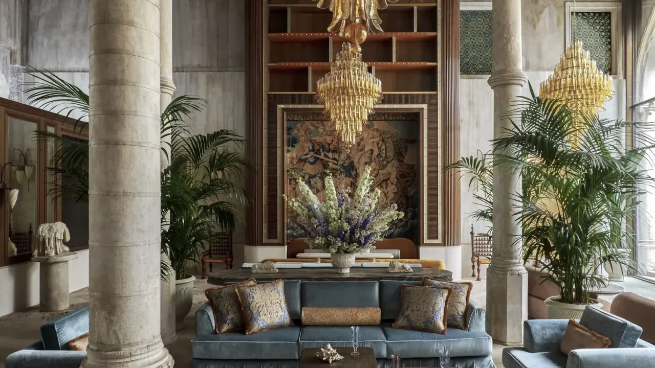 Orient Express Venezia Opens in Historic Venetian Palazzo