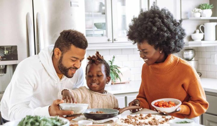Designing the Family-Friendly Kitchen: Key Layout Strategies from Recent Industry Insights