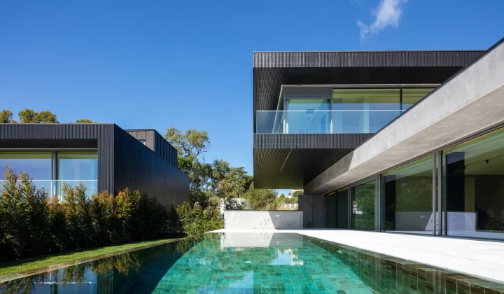 Humberto Conde Arquitectos Unveils Cascais Condominium Designed for Privacy and Views