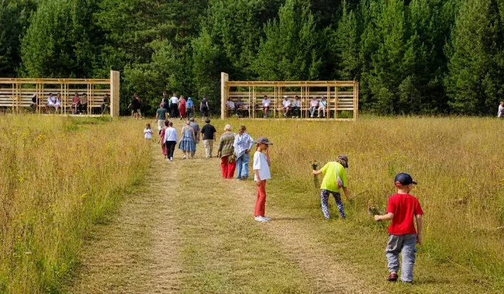 Twin Timber Gateways Mark Entrance to Russian Architectural Park