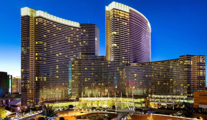 Architectural Marvels: How Casino Buildings Define the Gaming Experience