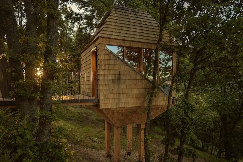 Studio Officina82 Elevates TreeBOX Timber Retreat Within Alpine Hamlet of Selucente