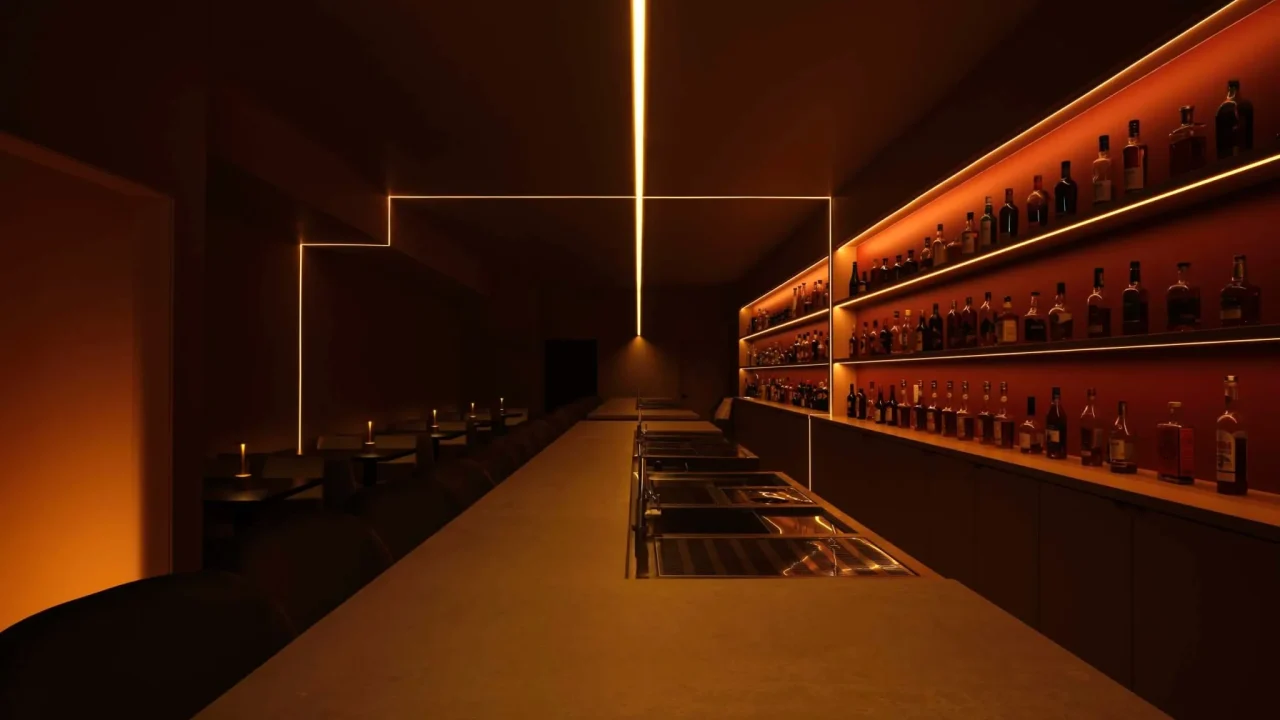 Atelier SUN sculpts glow and reflection for hidden Toronto cocktail bar Suite 115