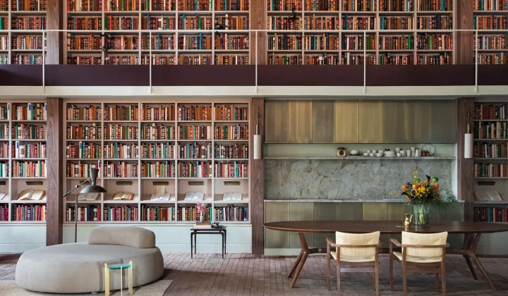 Nildo José Arquitetos Unveils Casa Coral Celeiro Alvorada at CASACOR São Paulo