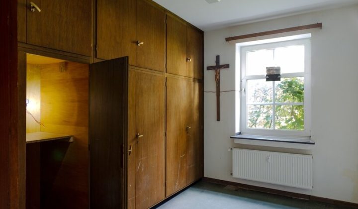 Manifesta 16 Turns Twelve Ruhr Churches into Art Venues for “This Is Not a Church”