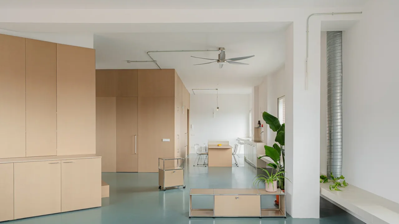 ALE Estudio Transforms Madrid’s Carabanchel District with Aguacate Space Apartment