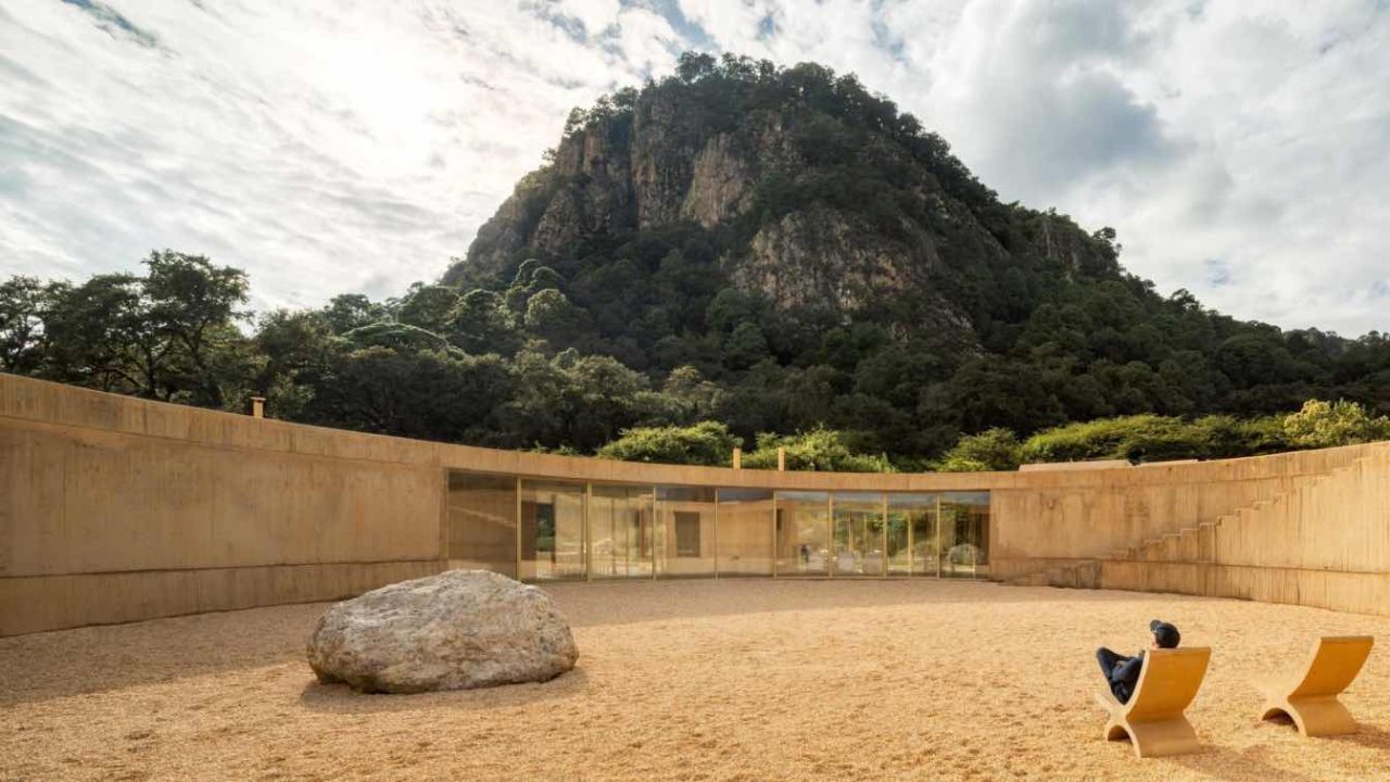 Fernanda Canales Completes Off-Grid Circular House 720 Degrees in Mexico’s La Reserva Peñitas