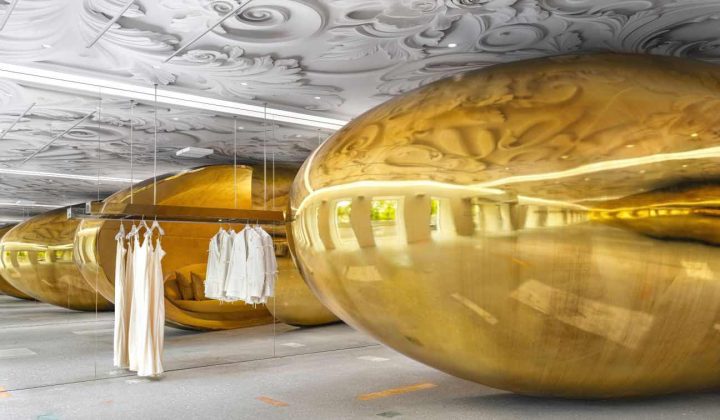 Biomorphic Sculpture Anchors Choux Flagship Store in Moscow by Elena Lokastova